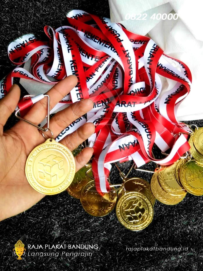 Medali Kompetisi Sains