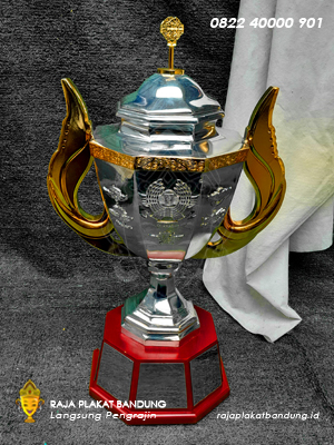 Piala Yonif