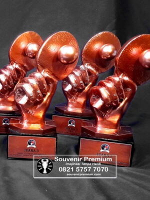 piala pingpong, piala tenis meja, piala kejuaraan tenis meja, piala turnamen pingpong, piala pingpong custom, piala olahraga tenis meja, piala lomba pingpong, piala pingpong akrilik, piala pingpong resin, piala pingpong logam, piala resin, piala resin custom, piala resin premium, piala resin elegan, piala resin penghargaan, piala resin kejuaraan, piala resin perusahaan, piala resin instansi, piala resin olahraga, piala resin eksklusif,