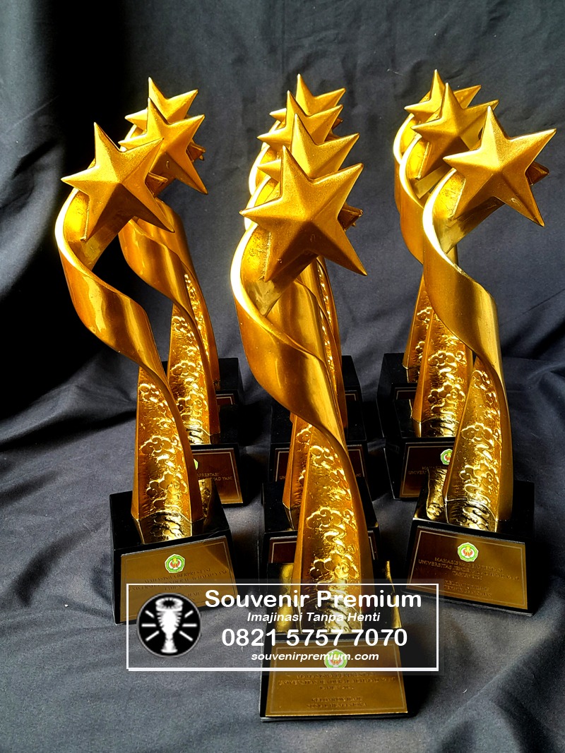 piala unjani bintang, piala penghargaan, piala penghargaan custom, piala penghargaan perusahaan, piala penghargaan instansi, piala penghargaan pemerintah, piala penghargaan olahraga, piala penghargaan akrilik, piala penghargaan resin, piala penghargaan logam, piala penghargaan premium, piala kampus, piala universitas, piala resin, piala resin custom, piala resin premium, piala resin elegan, piala resin penghargaan, piala resin kejuaraan, piala resin perusahaan, piala resin instansi, piala resin olahraga, piala resin eksklusif